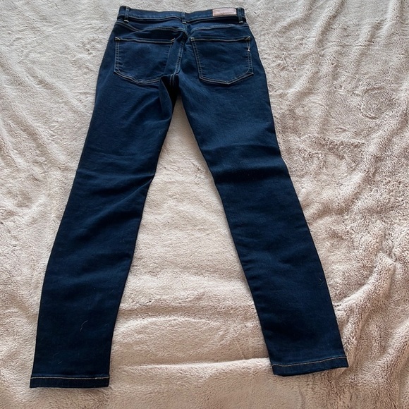 Express ankle high rise legging jeans. Dark wash. Size 4R. NWT. - Picture 2 of 5